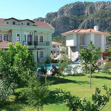 Hotell Jade 2*